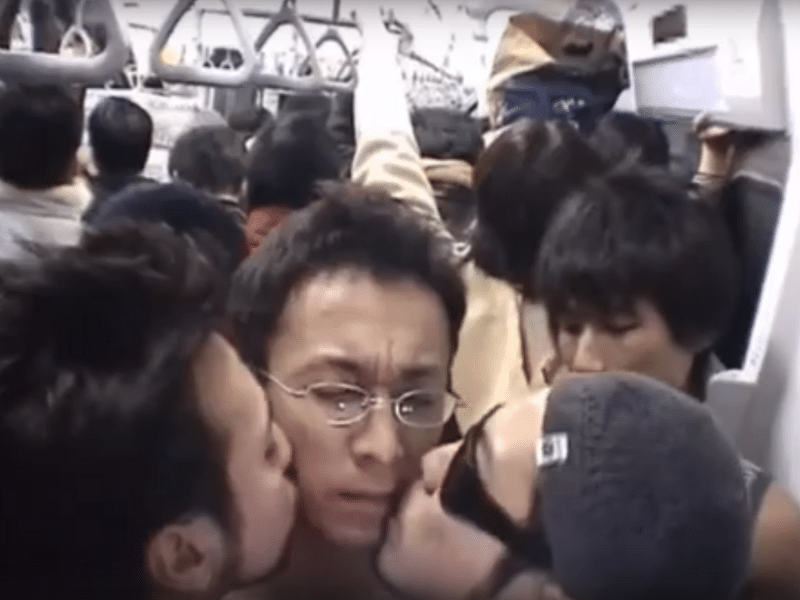既婚のんけ フェラ抜き100％
【厳選！おすすめゲイビデオ】運行中の本物の電車内でエリートリーマンが犯される！『ノンケ痴漢エクスプレス』